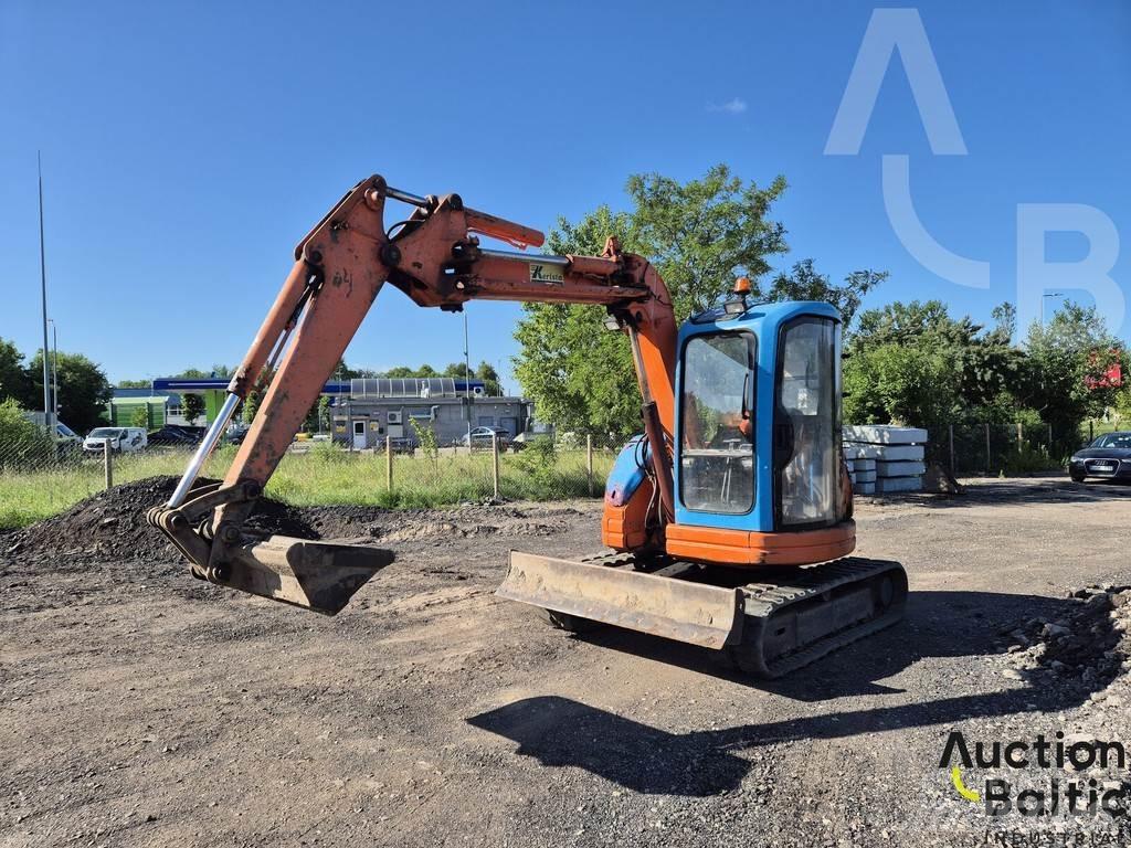 Komatsu PC50 小型挖掘机