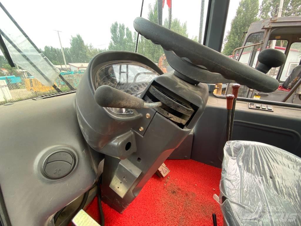 SDLG LG953N 轮式装载机