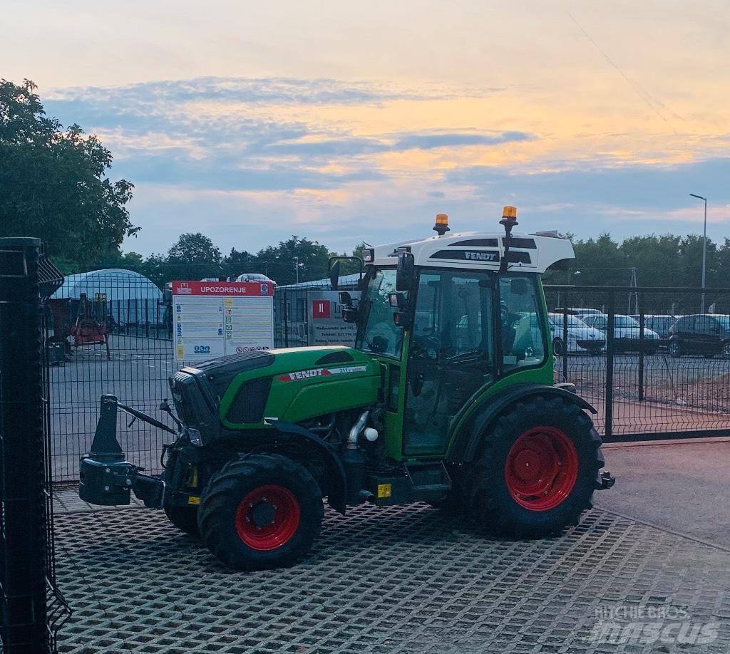 Fendt 211 拖拉机/农用车