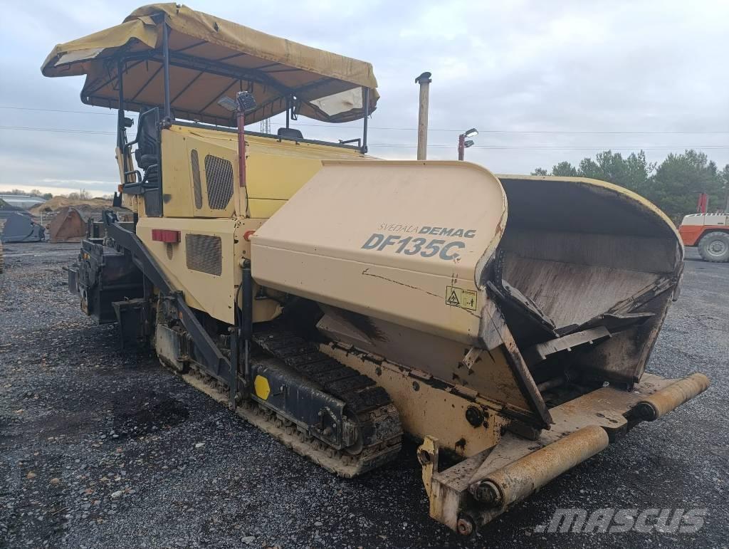 Dynapac DF 135 C 沥青摊铺机