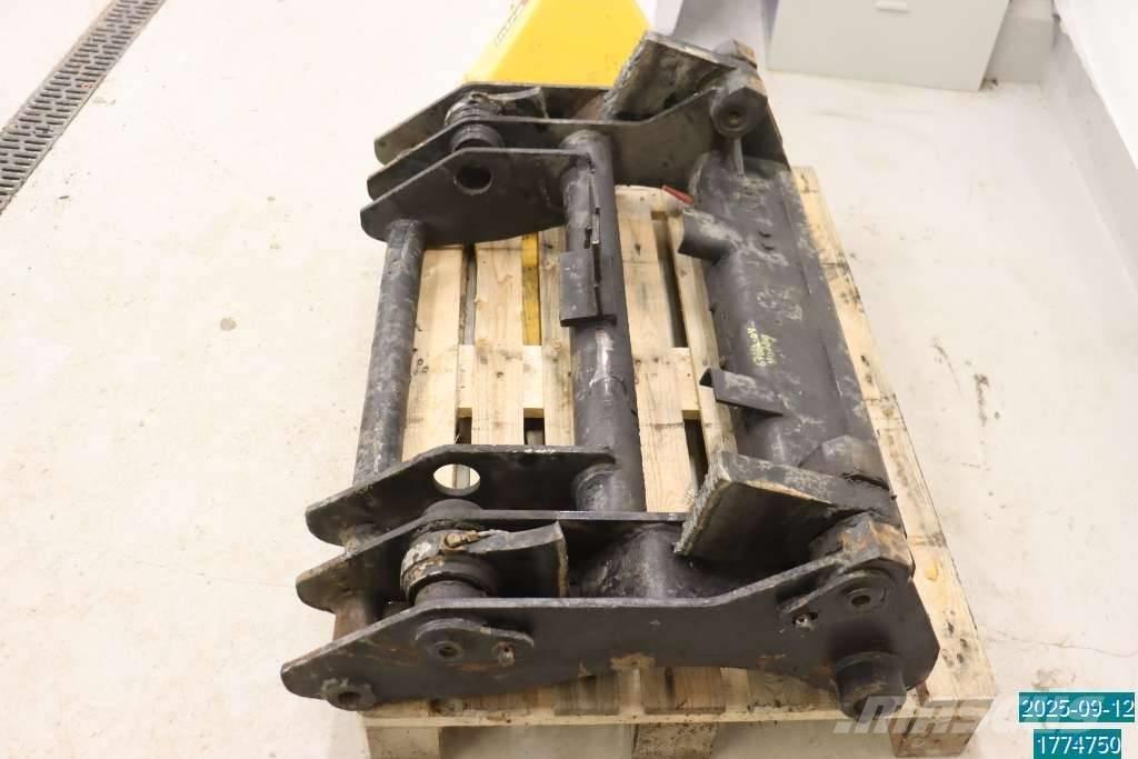 Huddig 1160 吊杆和铲斗