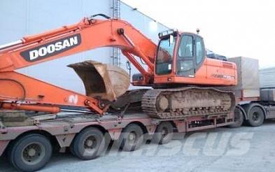 Doosan DX 380 LC 履带挖掘机