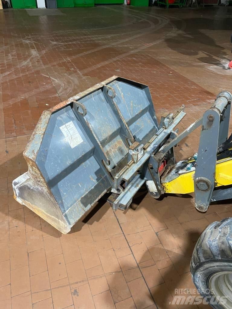 Kramer 350 滑移装载机