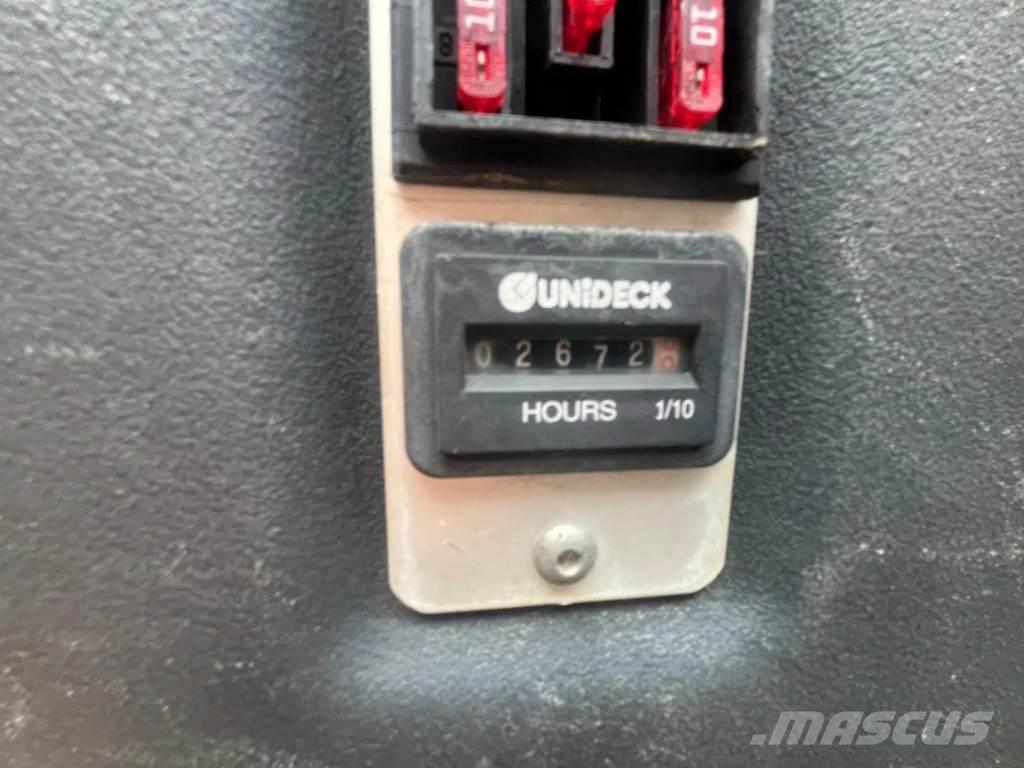 Ausa 100 翻斗车\公路型自卸车