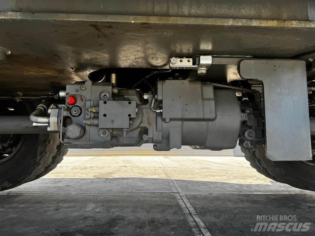 Liebherr LH 30 M 工业挖掘机