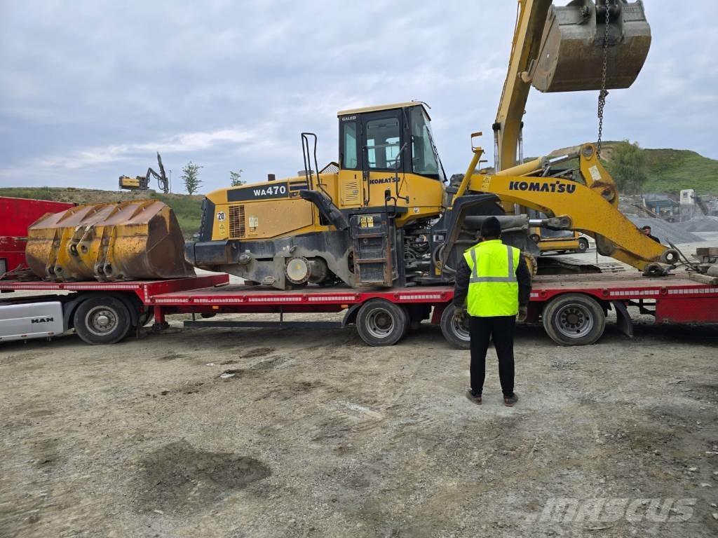 Komatsu WA 470-5H 吊杆和铲斗