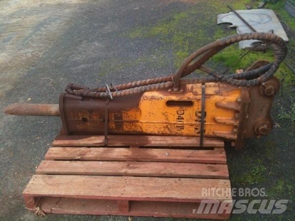 Hyundai R80-7 中型挖掘机