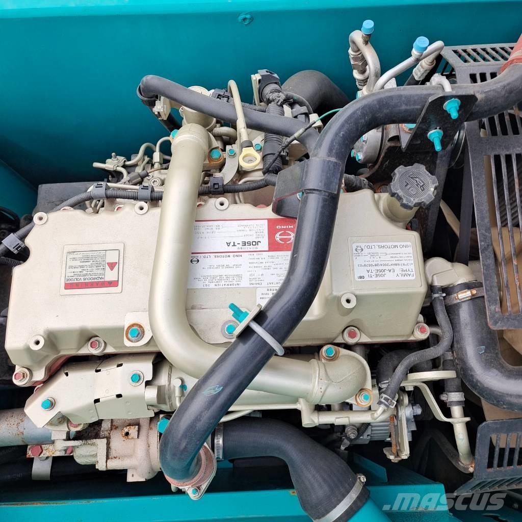 Kobelco SK 200-8 履带挖掘机