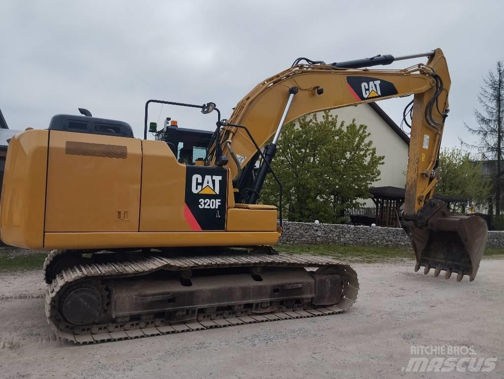 CAT 320 FL 履带挖掘机