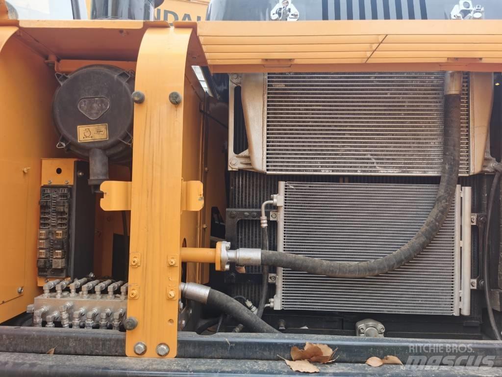 Hyundai R 300LC-9S 履带挖掘机