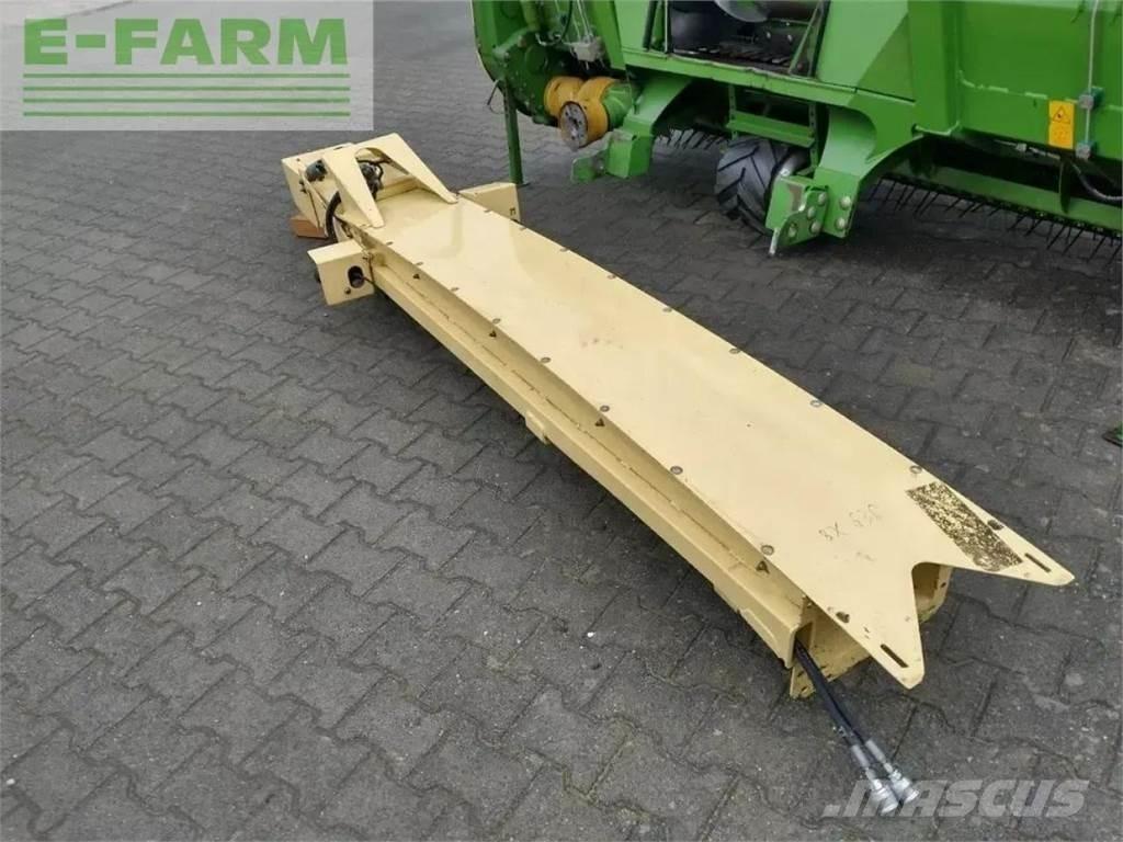 Krone big x 630 自走式青贮饲料收割机