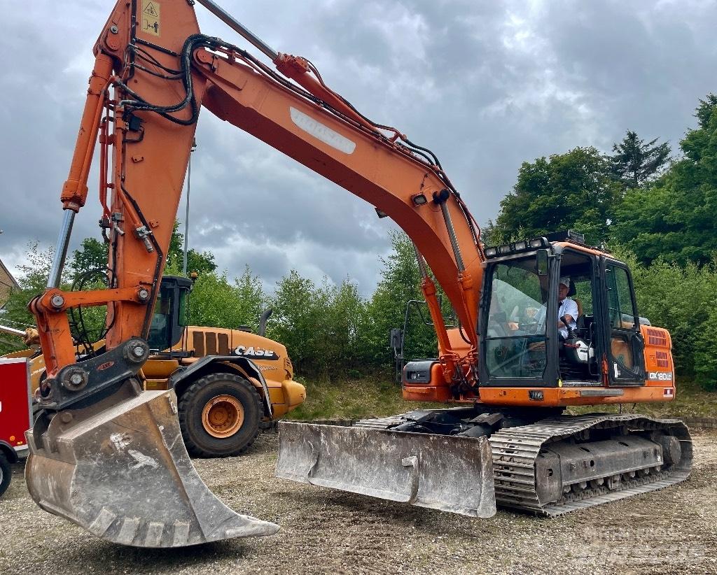 Doosan DX 180 LC-3 履带挖掘机
