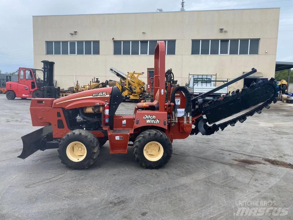 Ditch Witch RT45 挖沟机