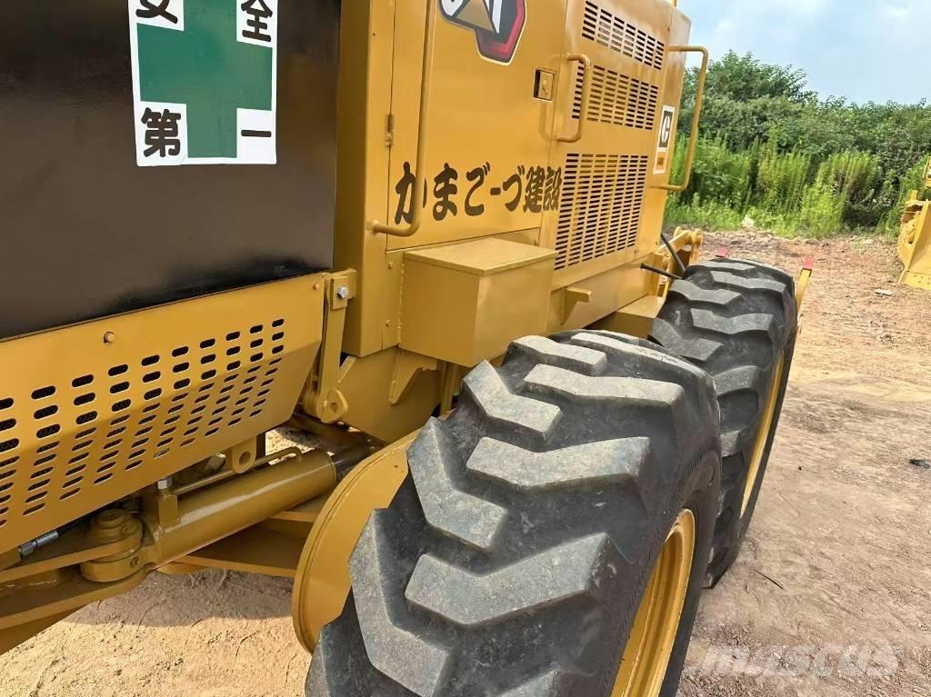 CAT 140K 平地机/推土机