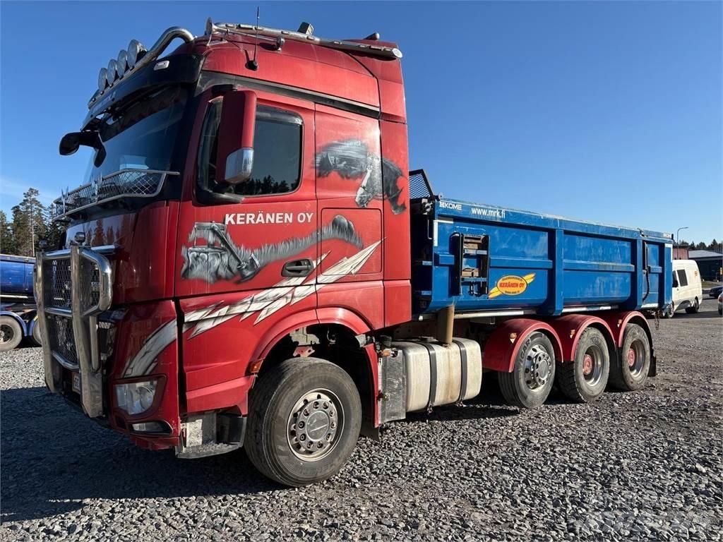 Sisu CK16M 8*4 自卸式货车