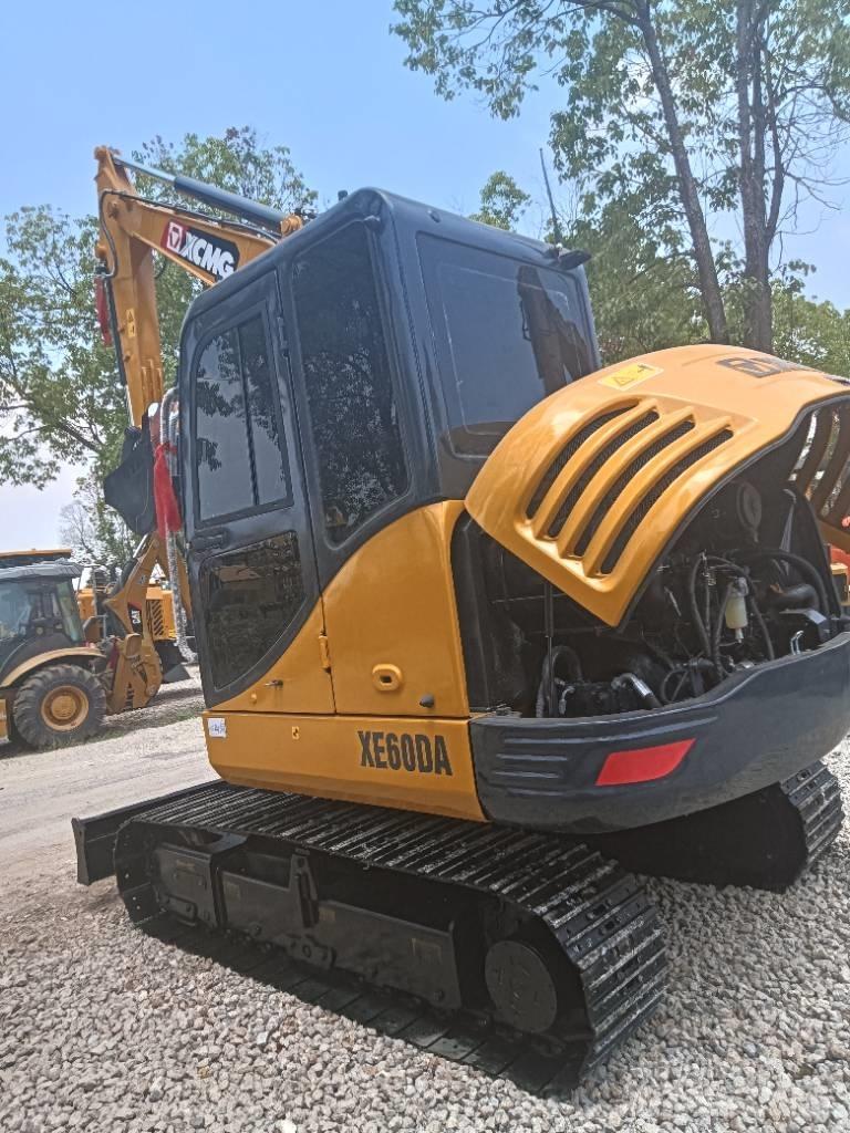 XCMG XWE60DA 小型挖掘机