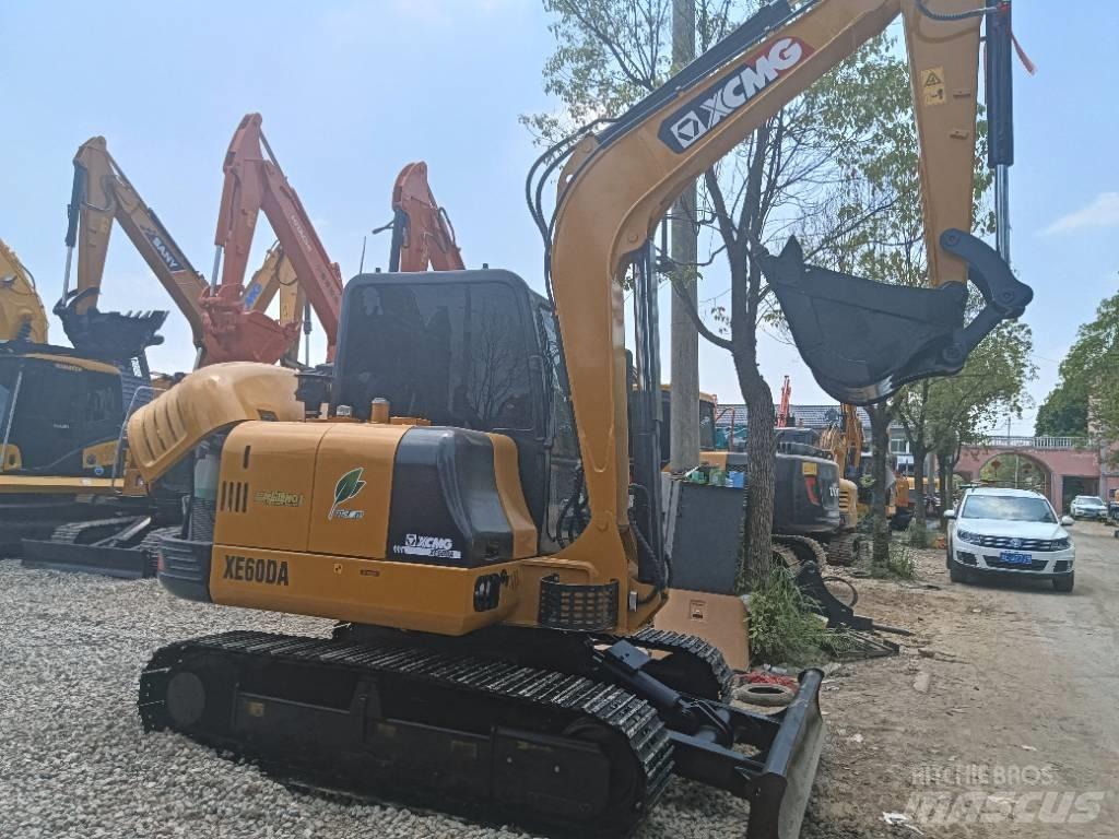 XCMG XWE60DA 小型挖掘机