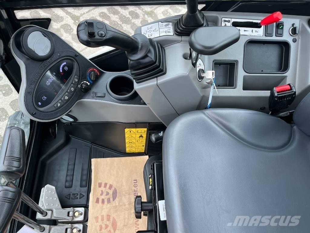Bobcat E 27 小型挖掘机
