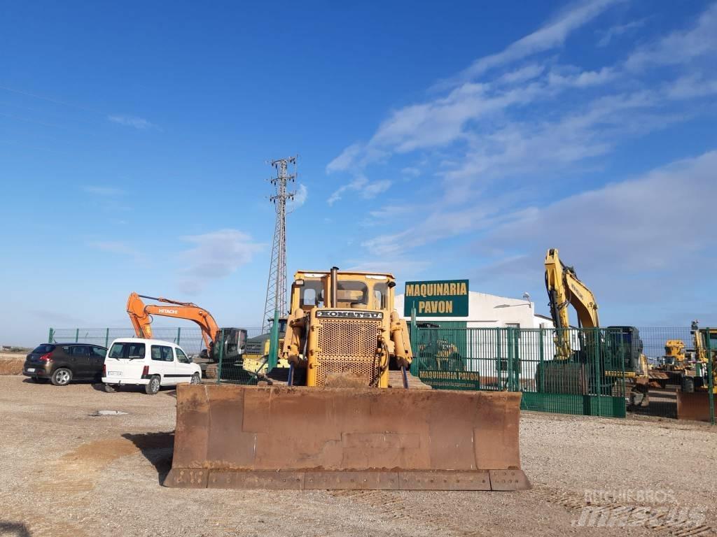 Komatsu D 85 E-12 履带式推土机