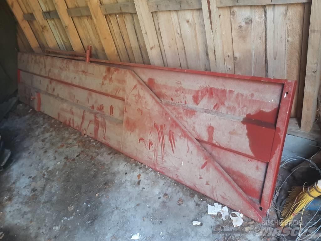 Tuhti Rehulaidat M90 其他拖车