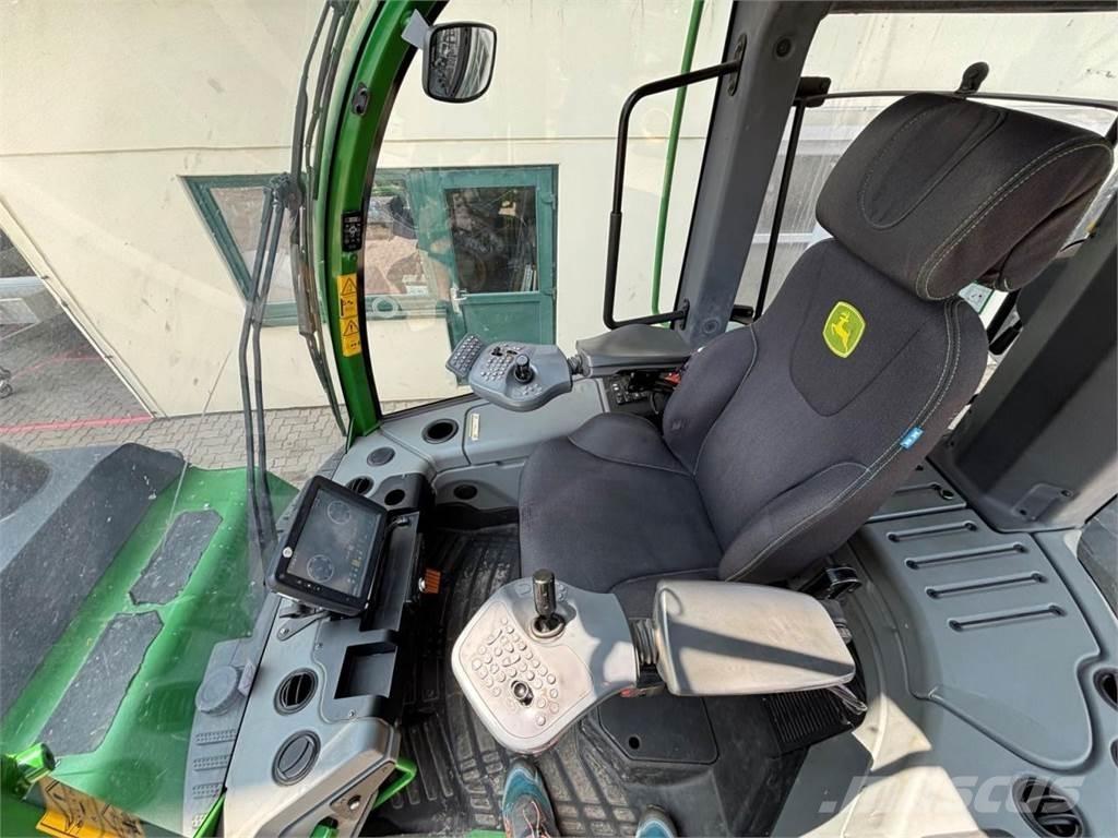 John Deere 1510 G 集运机
