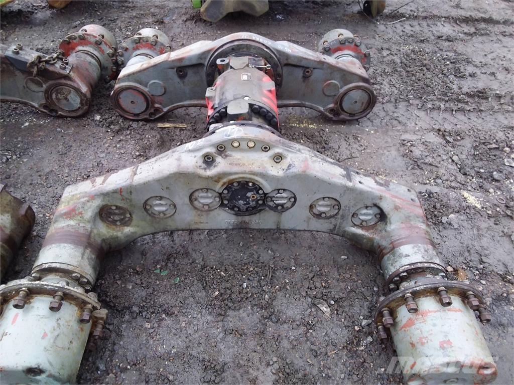 Ponsse Cobra HS-10 传动装置