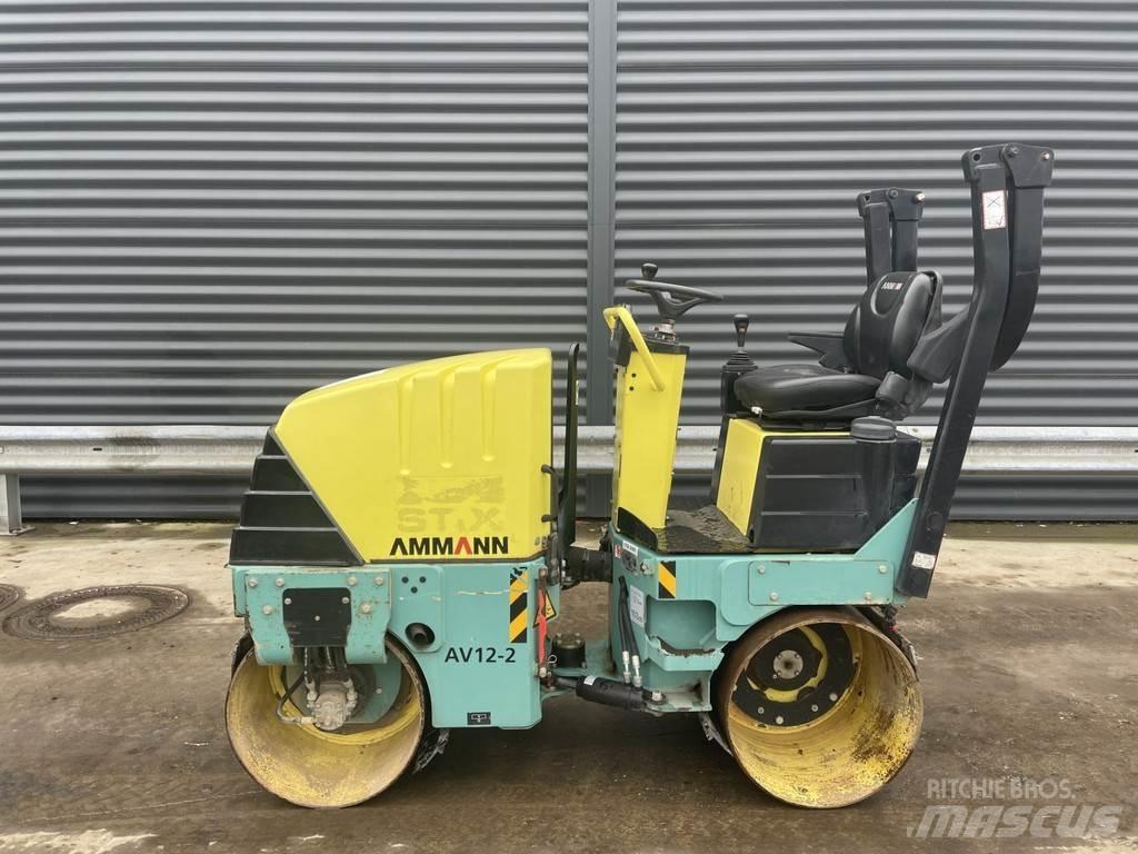 Ammann AV 12-2 双轮压路机