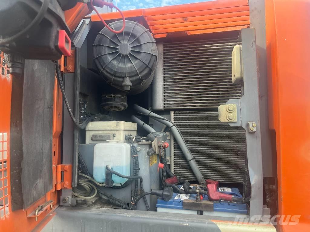 Hitachi ZX 145 W-3 轮式挖掘机