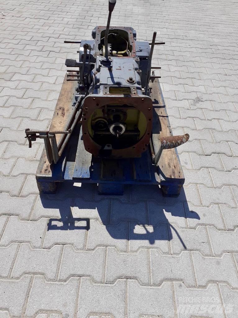 Fendt 103 GEARBOX 底盘和悬架