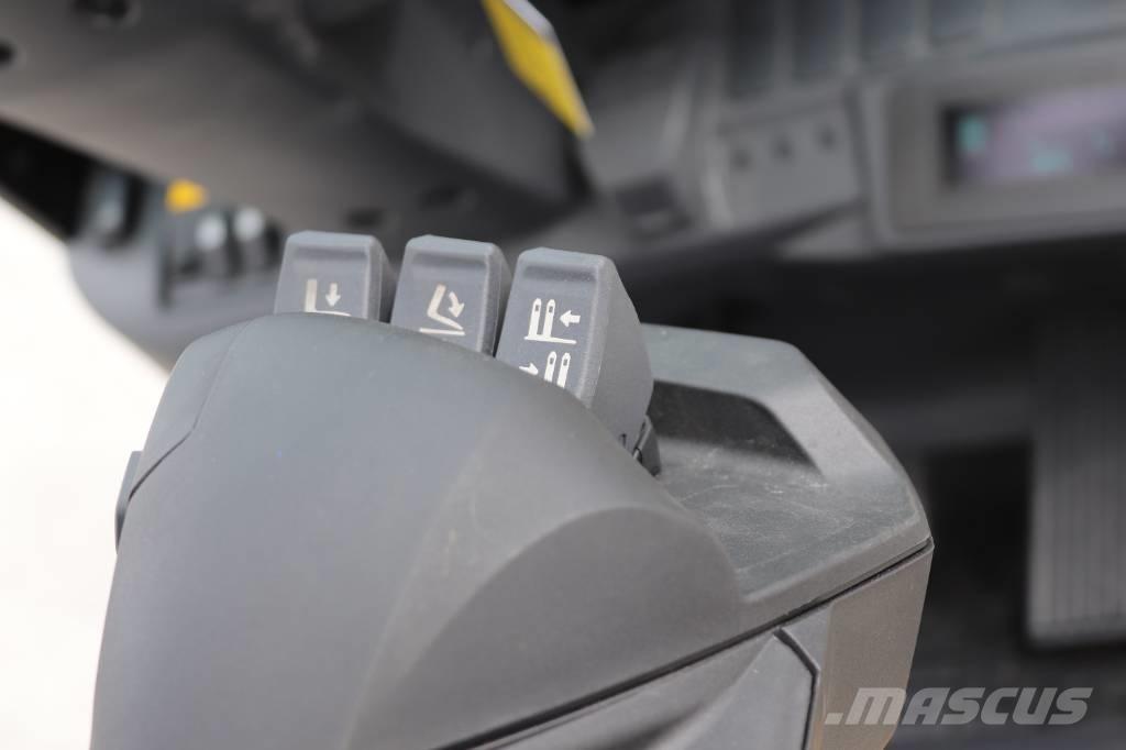 Mitsubishi FB20PN 电动叉车