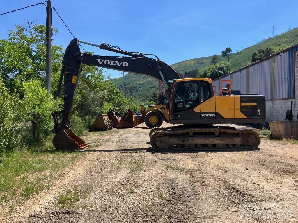 Volvo EC 220 E 履带挖掘机