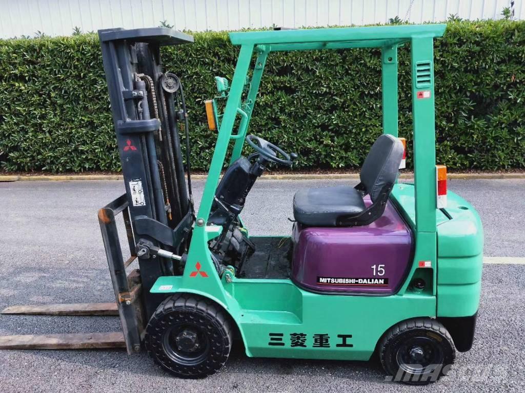 Mitsubishi FD 15 柴油叉车