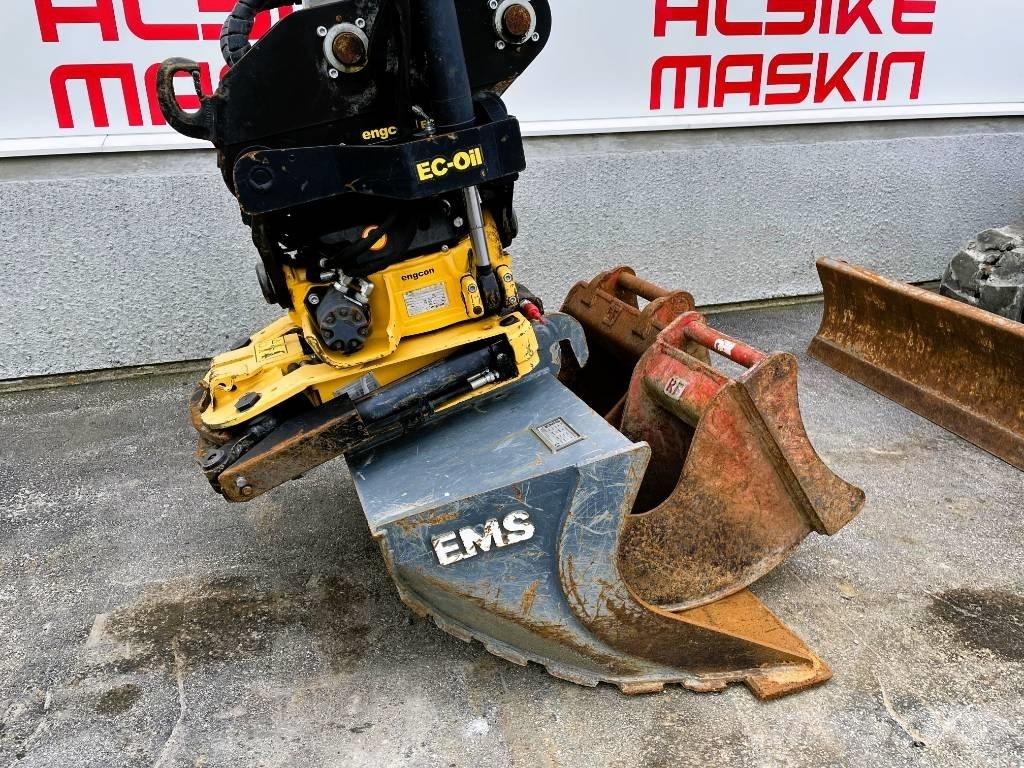 Takeuchi TB 370 小型挖掘机