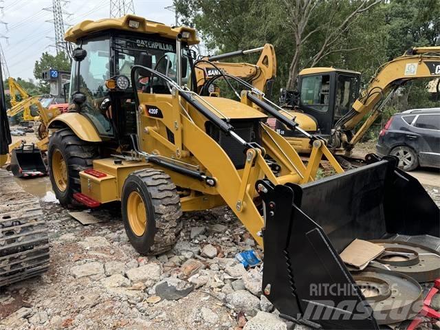 CAT 420 F 反铲装载机
