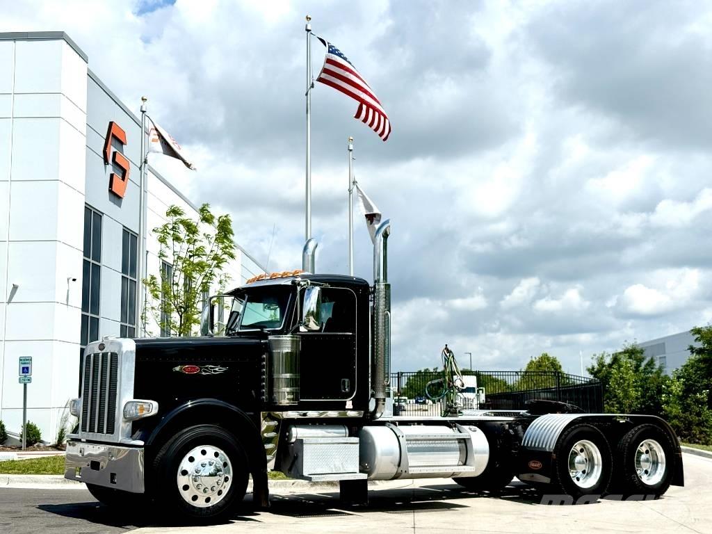 Peterbilt 389 牵引车