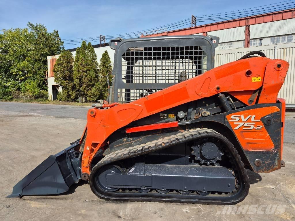 Kubota SVL 75-2 滑移装载机