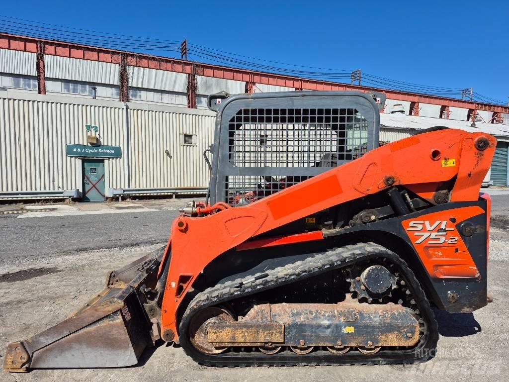 Kubota SVL 75-2 滑移装载机