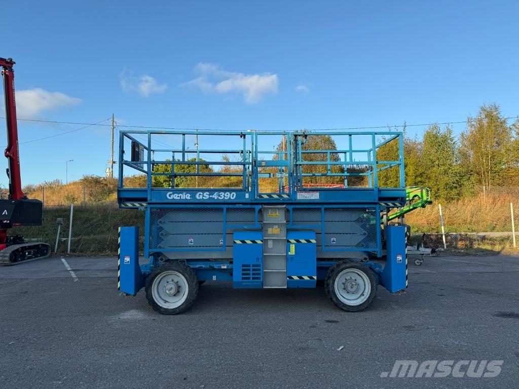 Genie GS 4390 剪叉式升降机