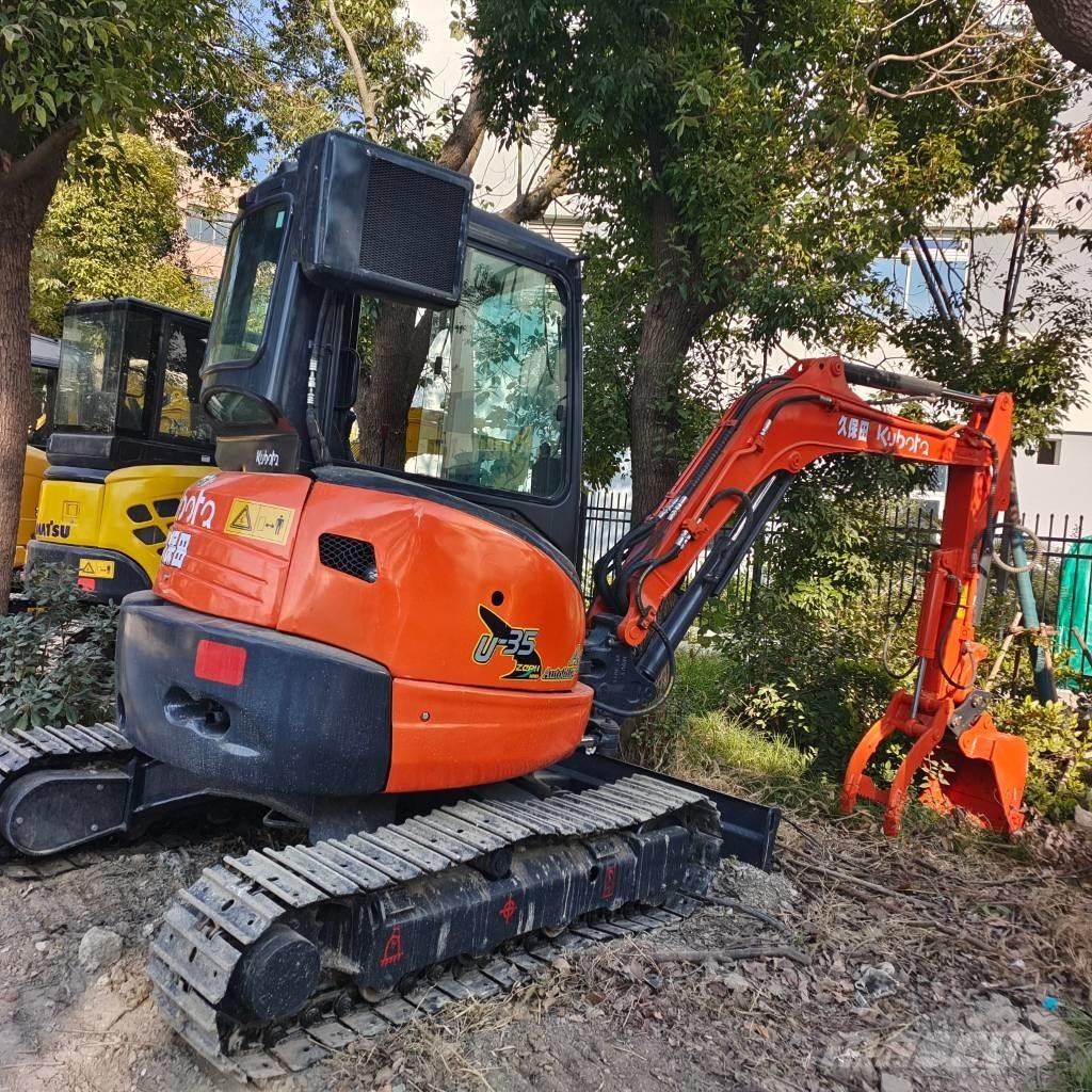Kubota U 35 小型挖掘机