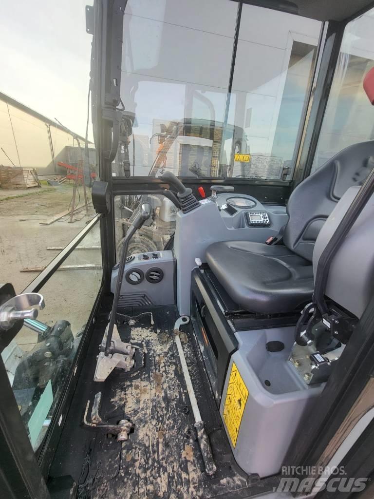 Bobcat E 19 小型挖掘机