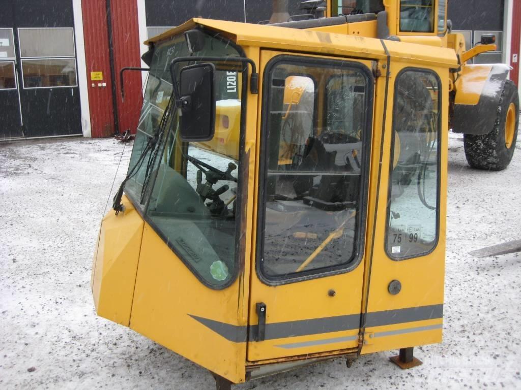 Zettelmeyer 802SI 驾驶室与内部