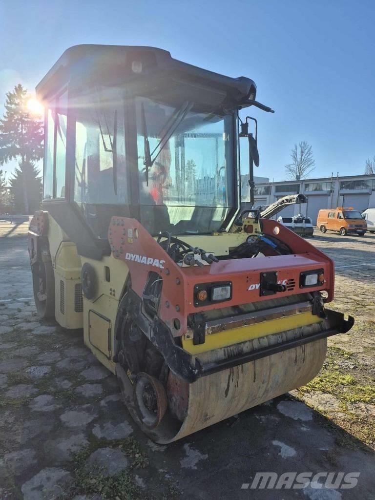 Dynapac CC 234 HF 双轮压路机