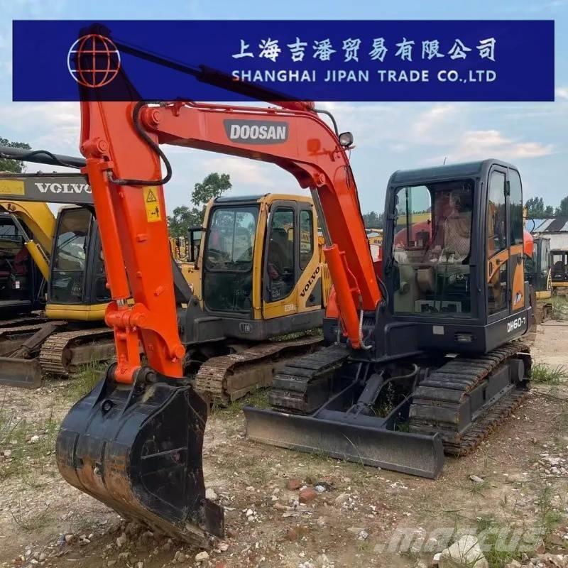 Doosan DH 60-7 小型挖掘机