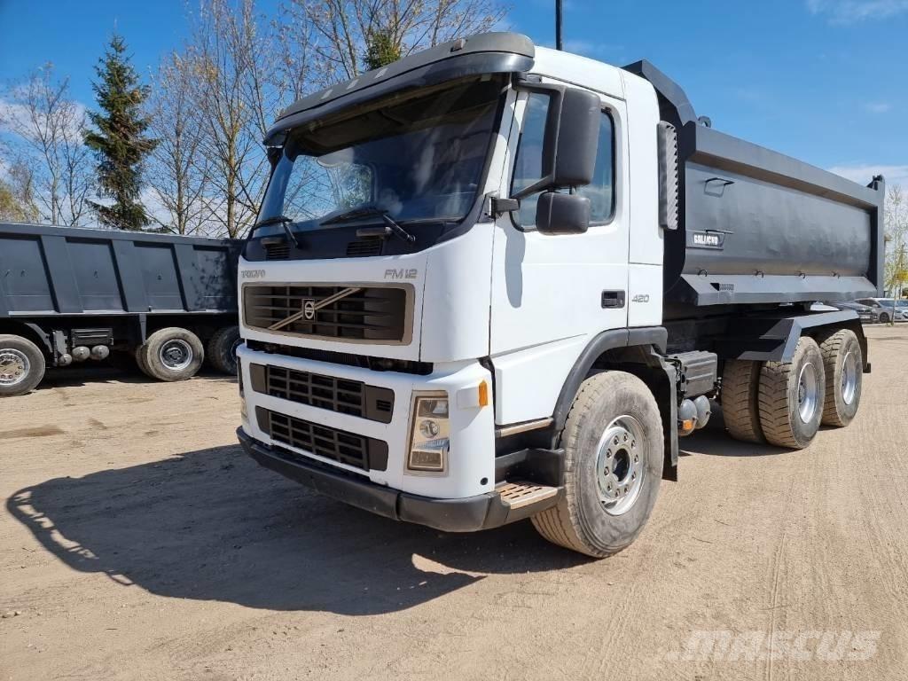 Volvo FM 420 6X4 翻斗车