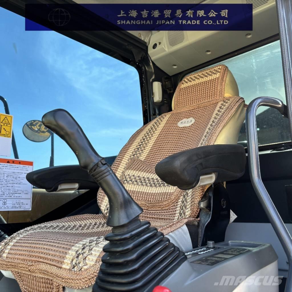 Komatsu PC 130 中型挖掘机