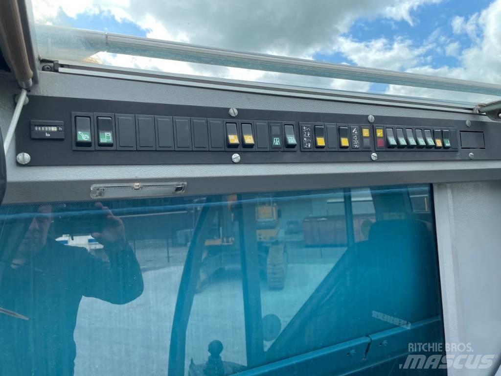 Liebherr LTM 1055-1 全地面起重机︳移动式起重机