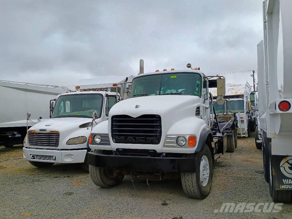 Mack CV 713 可拆卸式卡车