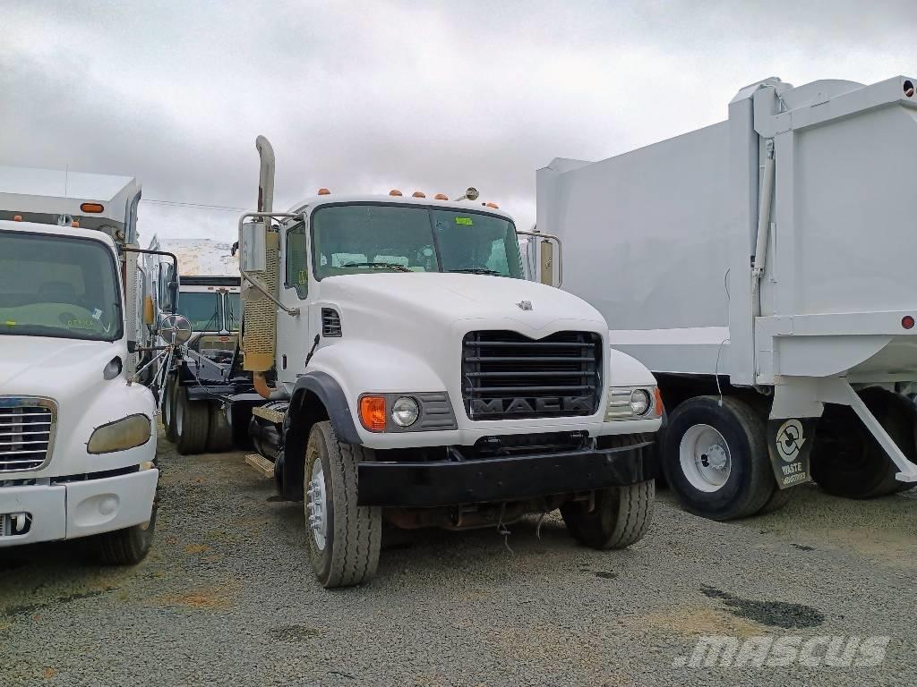 Mack CV 713 可拆卸式卡车