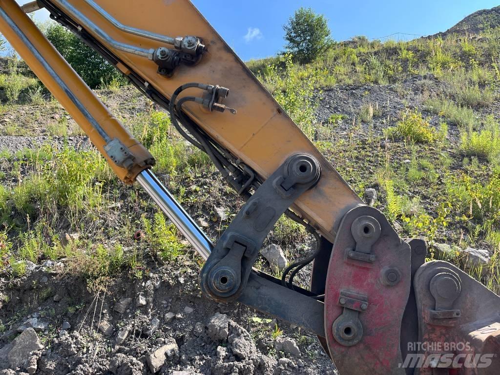 Liebherr R 924 C 履带挖掘机