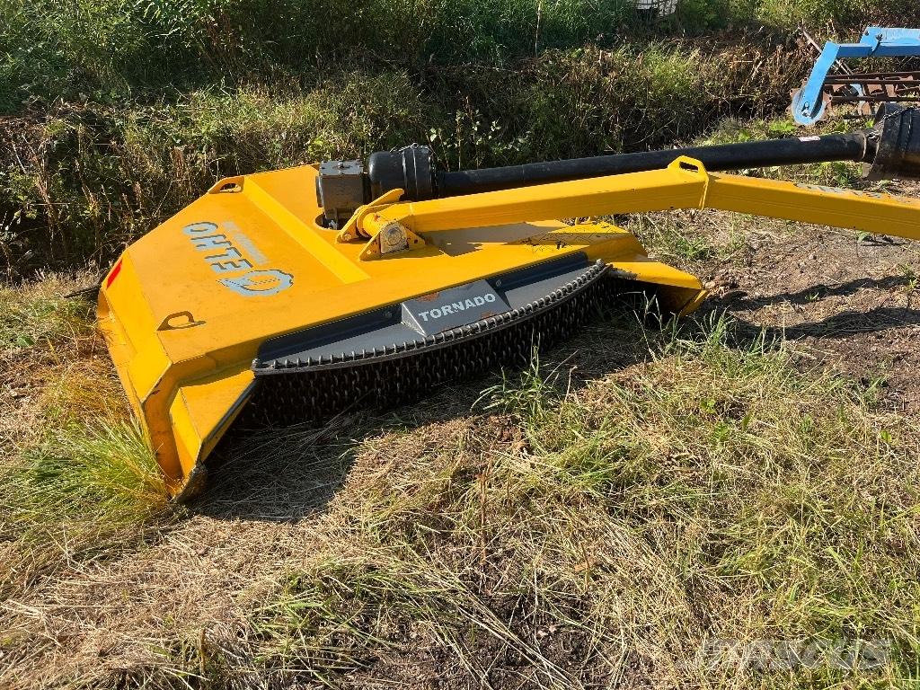 Elho Tornado 330 牧场割草机和切顶器